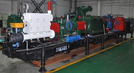 Automatyczna zdalna kontrola pompy szczelinowania kopalni węgla 1458m³ / h Ciśnienie 80Mpa