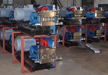 Pompa tłokowa napędzana silnikiem elektrycznym Wysoka sprawność w miejskim systemie odwadniającym